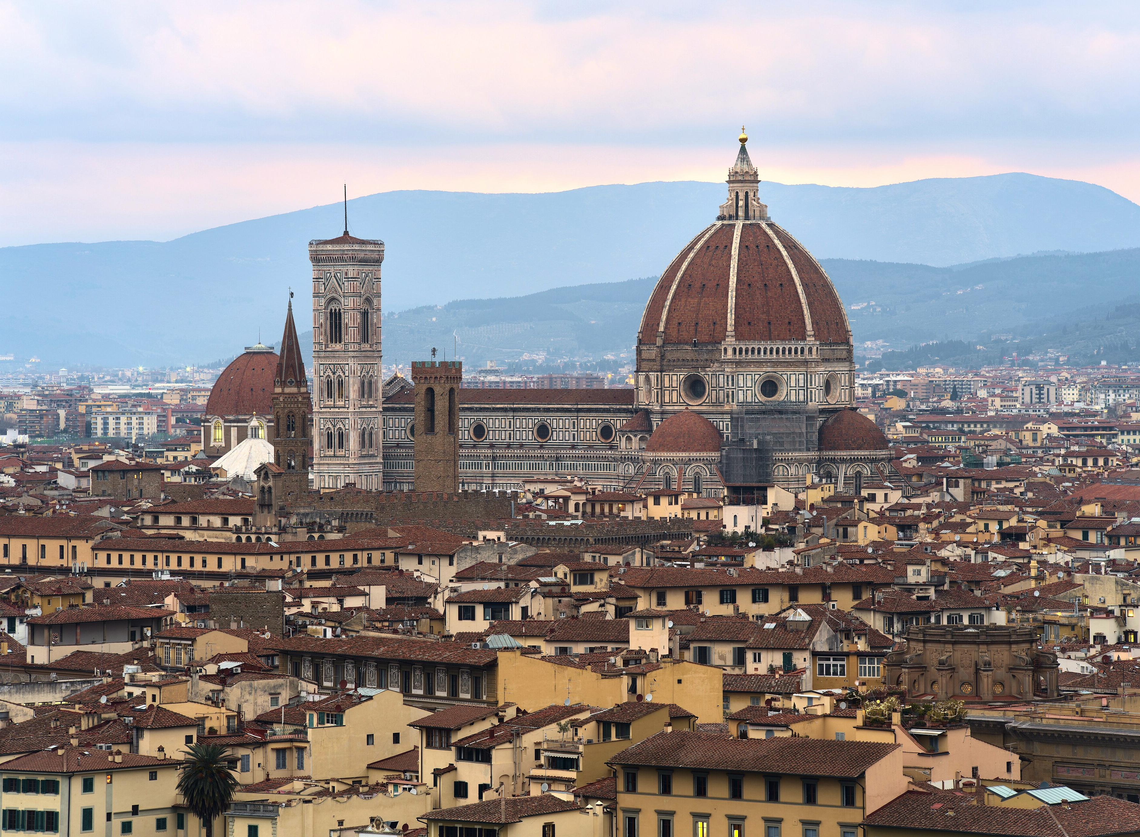Firenze — Il Duomo e i tetti di Firenze dal Piazzale Michelangelo